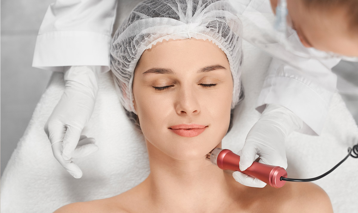 Dermapen 4.0 - mezoterapia mikroigłowa twarzy w Salonie La Estetica
